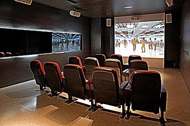 《机甲少女：爱丽丝CS》发布中文预告 游戏9月8日发售